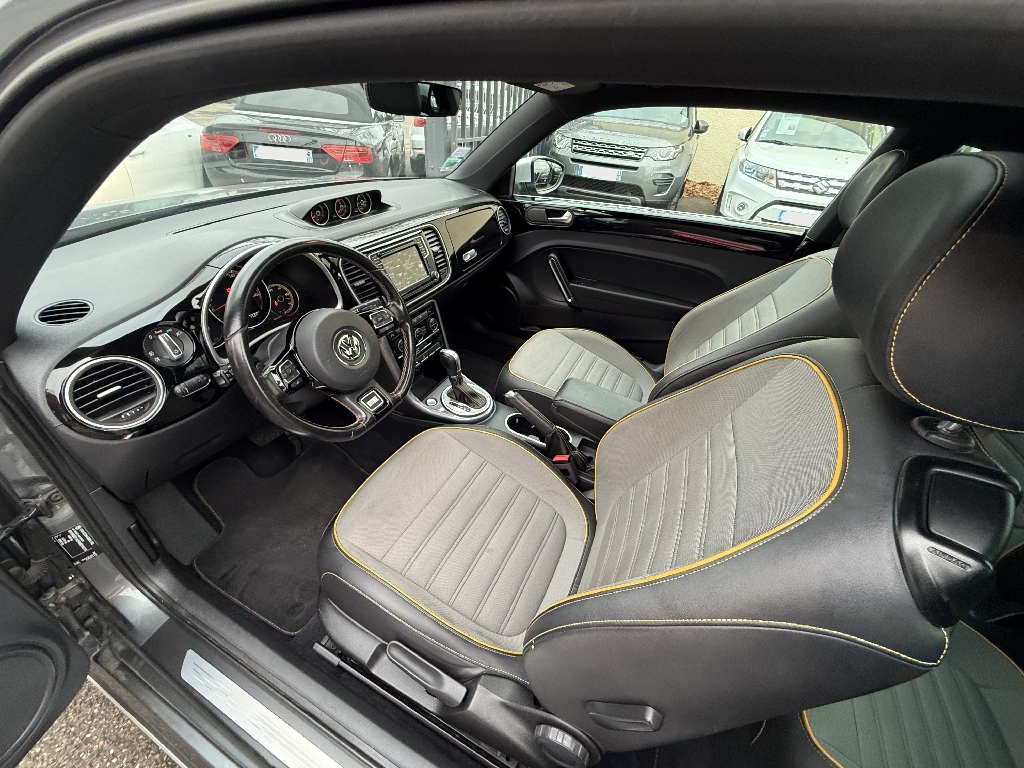 VOLKSWAGEN COCCINELLE - vue 1