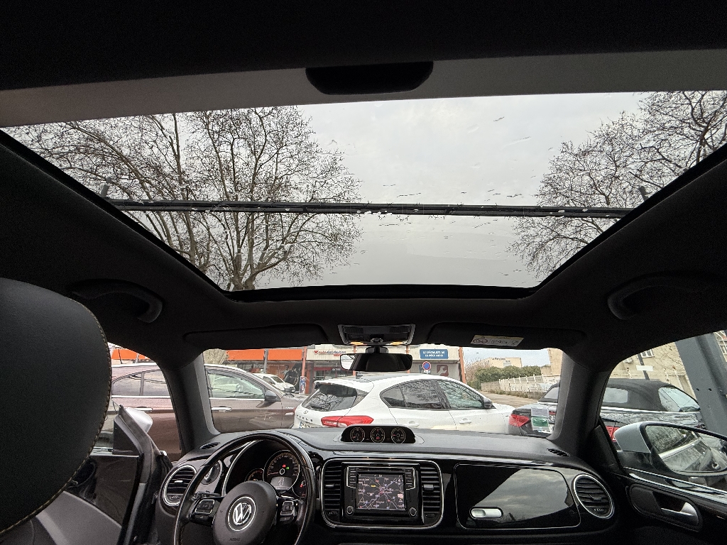 VOLKSWAGEN COCCINELLE - vue 1