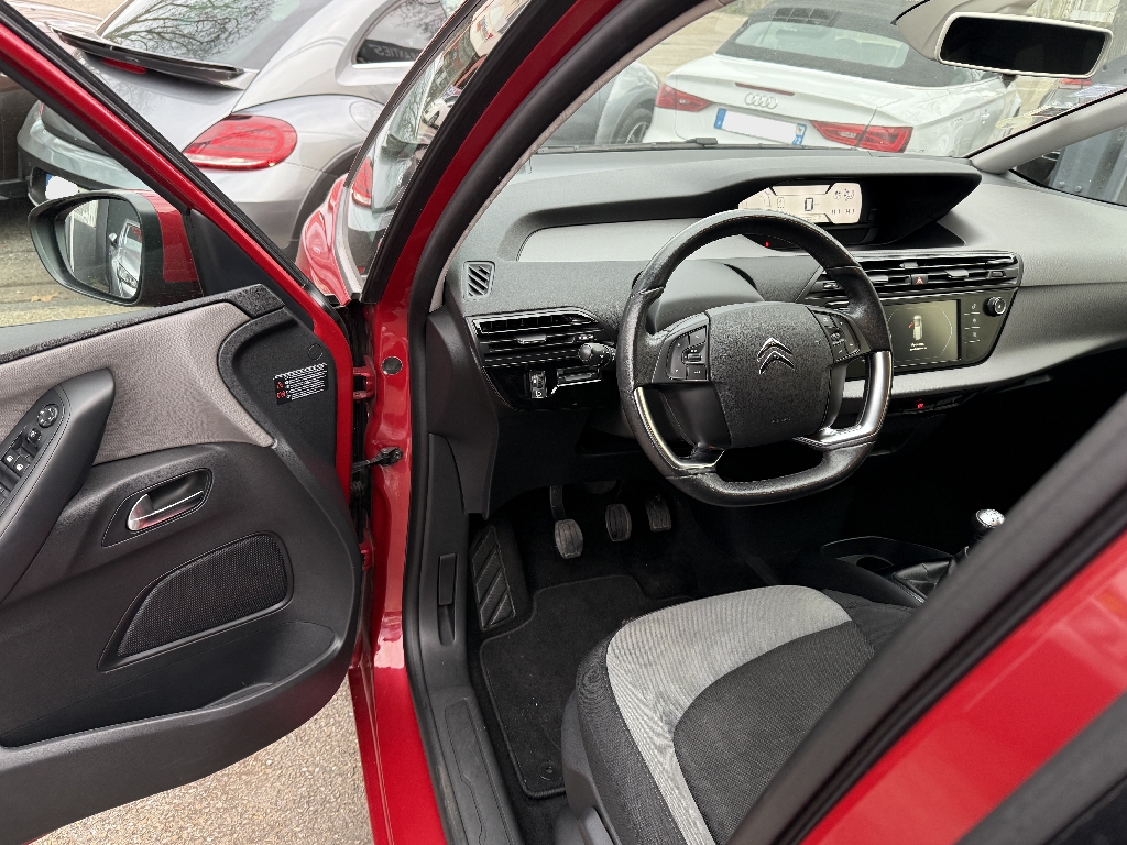 CITROEN C4 GRAND PICASSO - vue 1