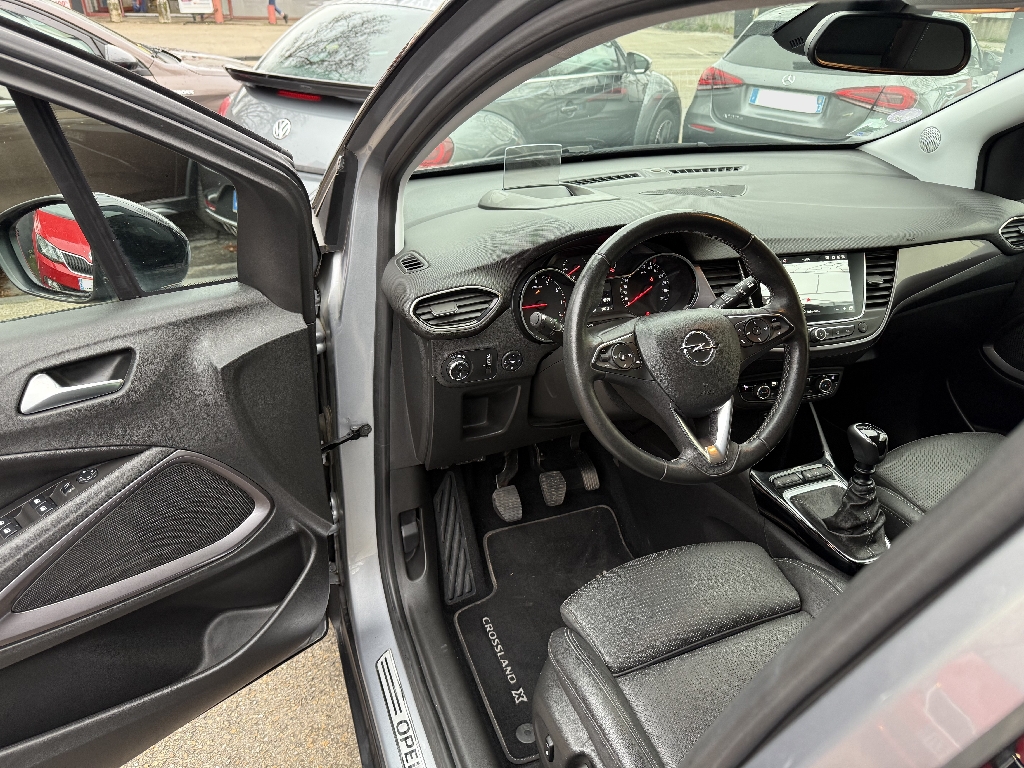 OPEL CROSSLAND X - vue 1
