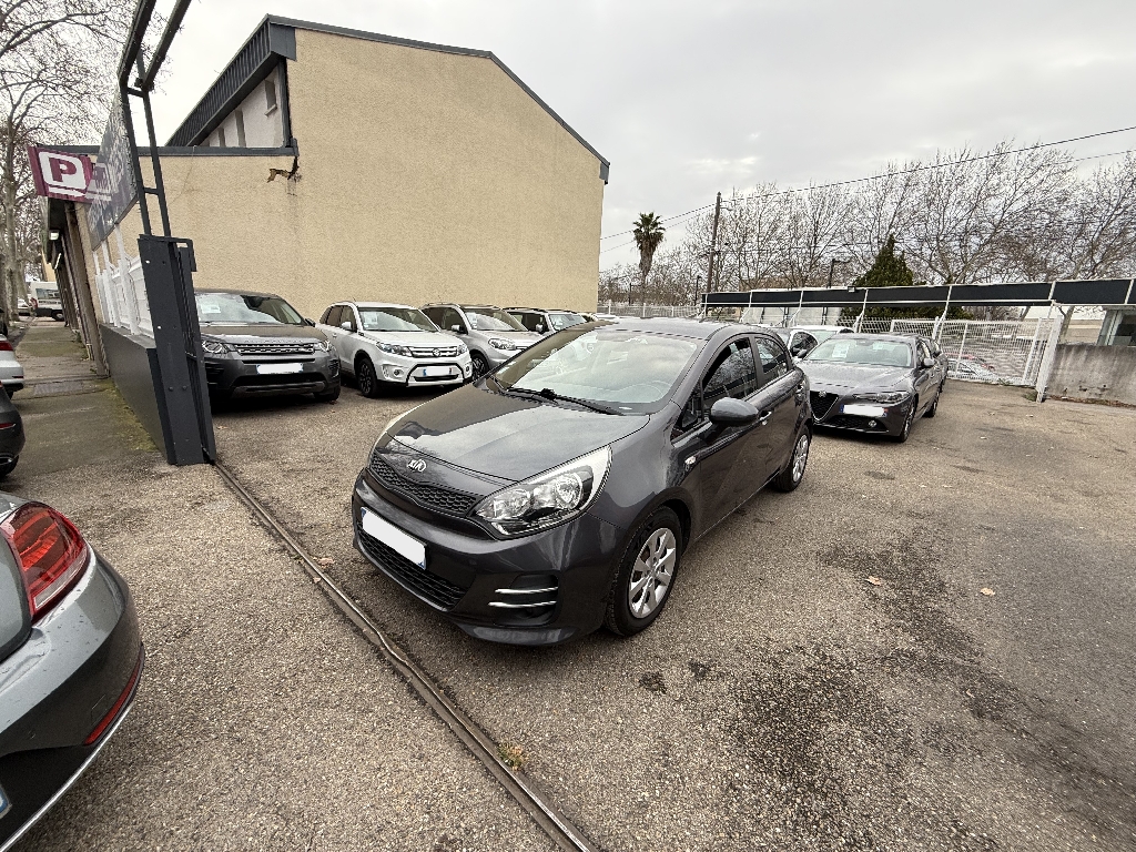 KIA RIO - vue 1