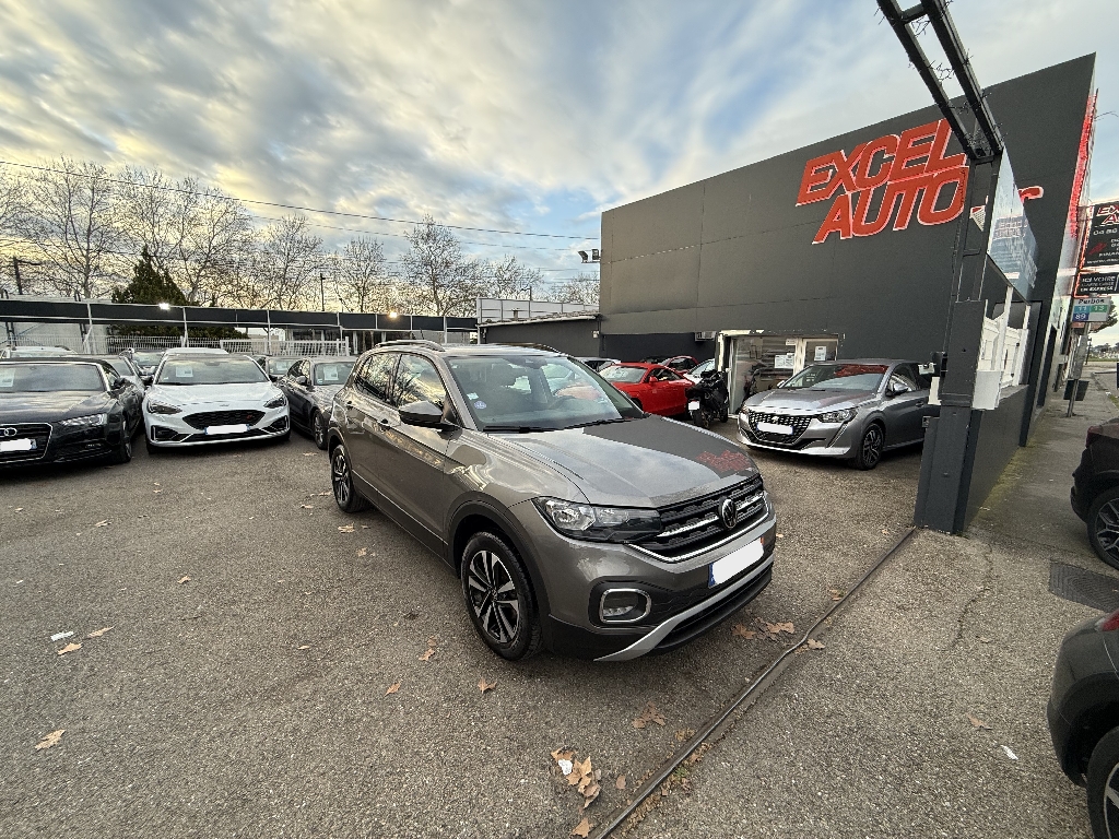 VOLKSWAGEN T-CROSS