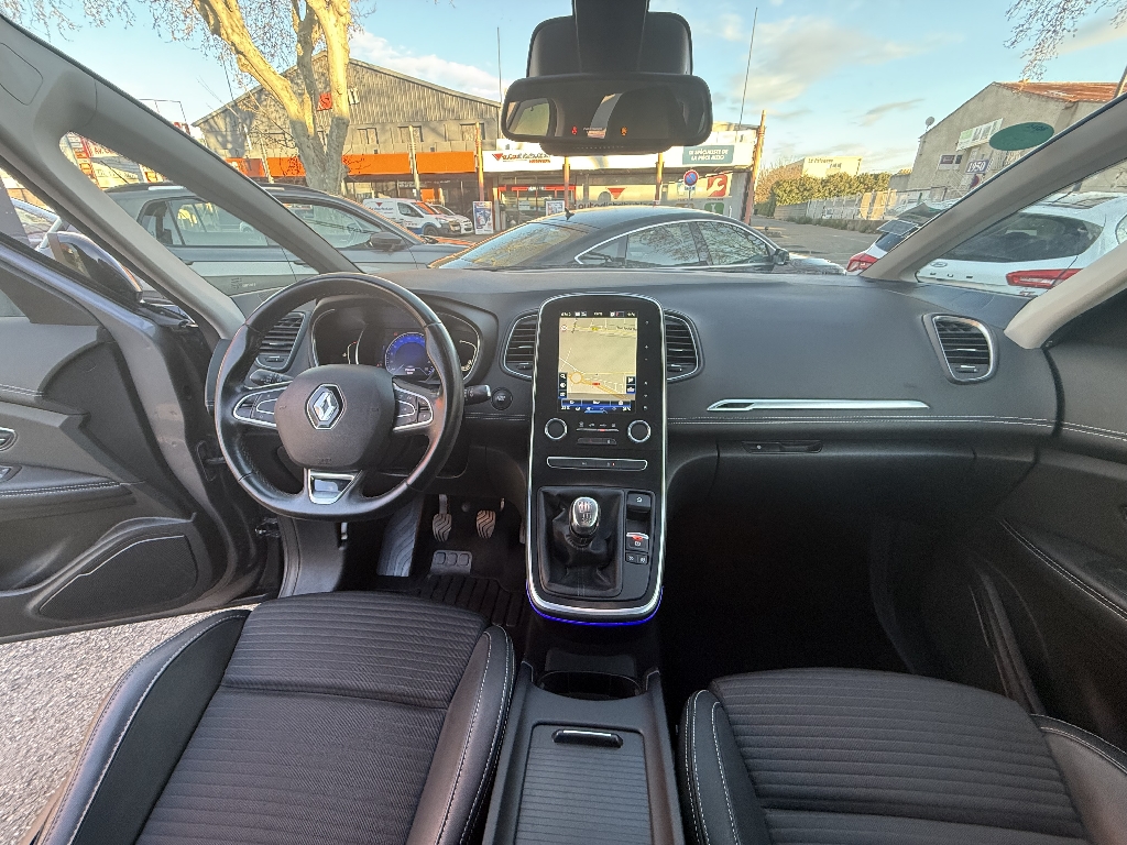 RENAULT SCENIC IV - vue 1
