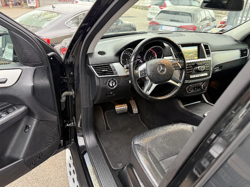 MERCEDES CLASSE - vue 1