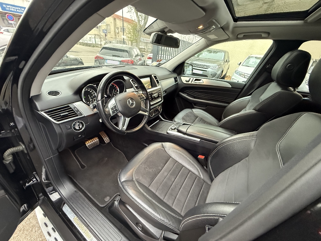 MERCEDES CLASSE - vue 1