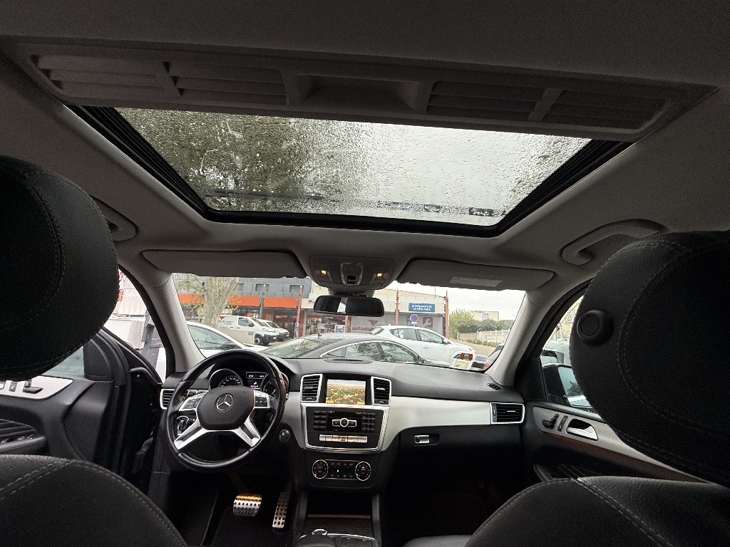 MERCEDES CLASSE - vue 1