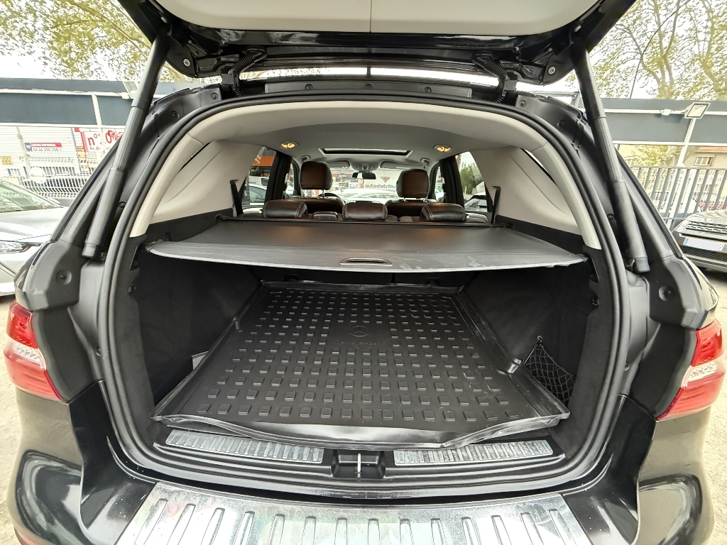 MERCEDES CLASSE - vue 1