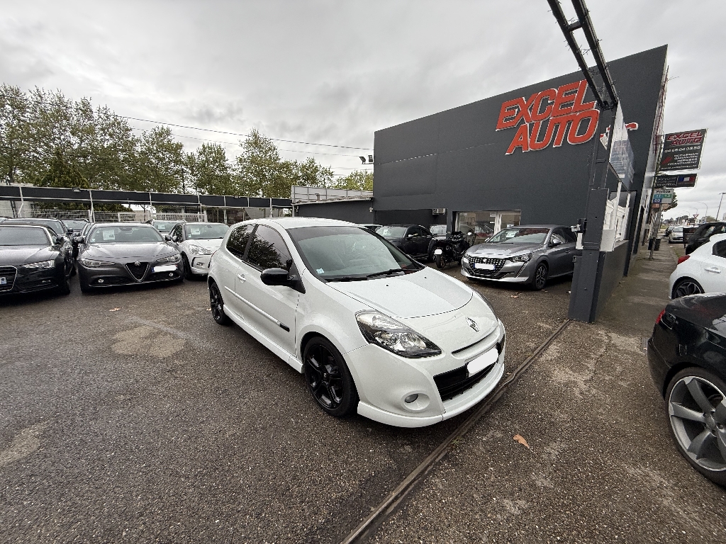 RENAULT CLIO III