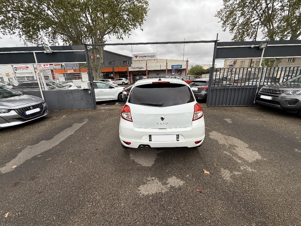 RENAULT CLIO III - vue 1