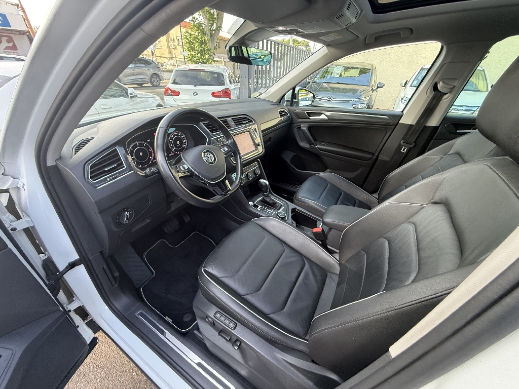 VOLKSWAGEN TIGUAN - vue 1