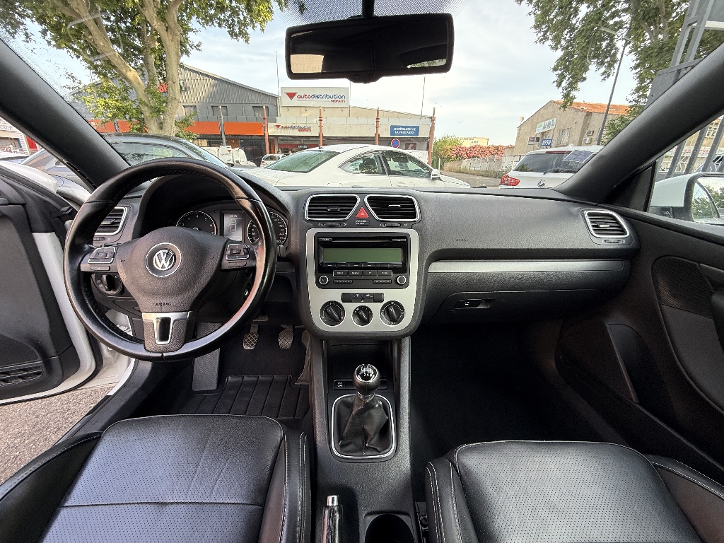 VOLKSWAGEN EOS - vue 1