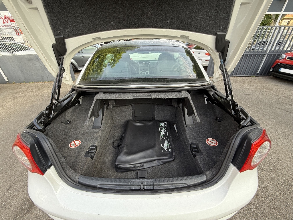 VOLKSWAGEN EOS - vue 1