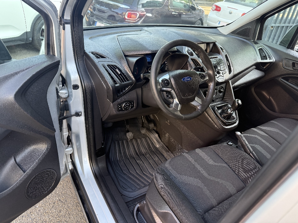 FORD TRANSIT CONNECT - vue 1