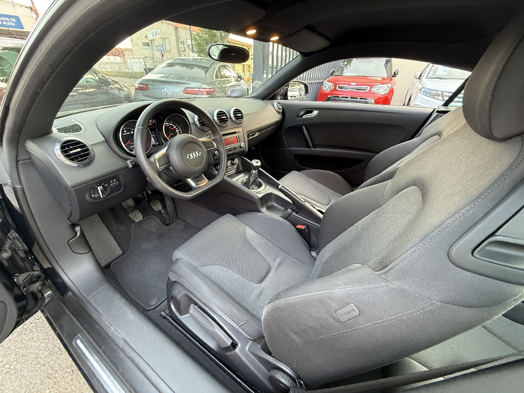 AUDI TT COUPE - vue 1