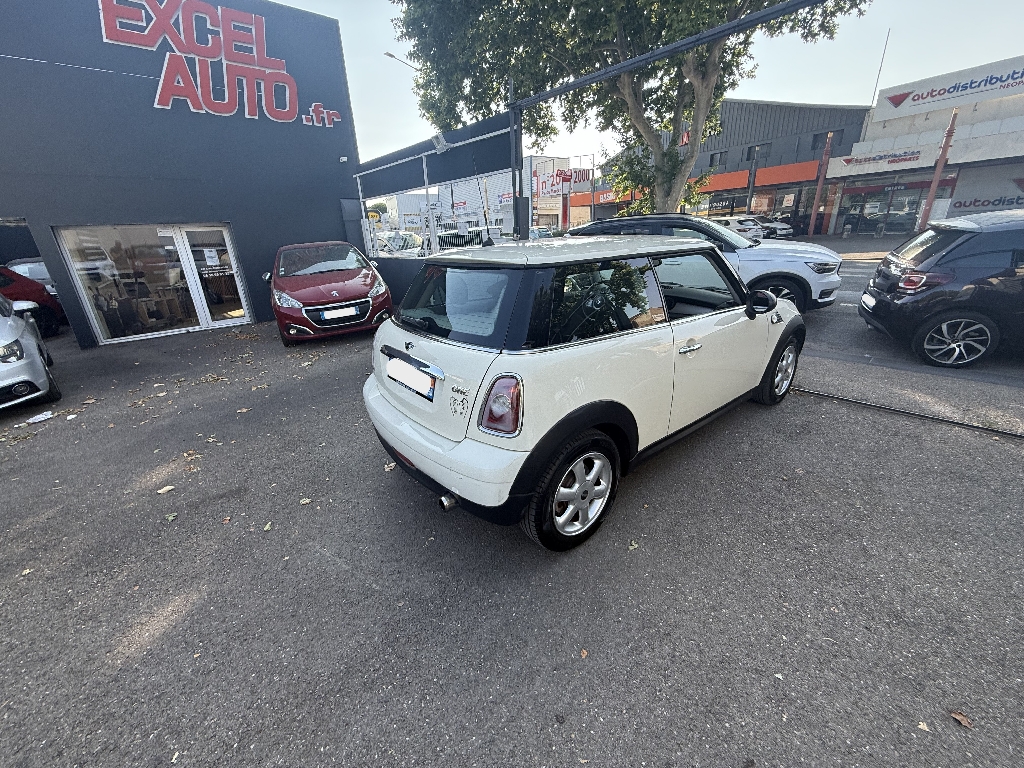 MINI HATCH - vue 1