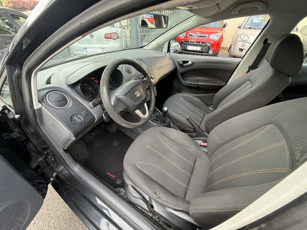SEAT IBIZA - vue 1