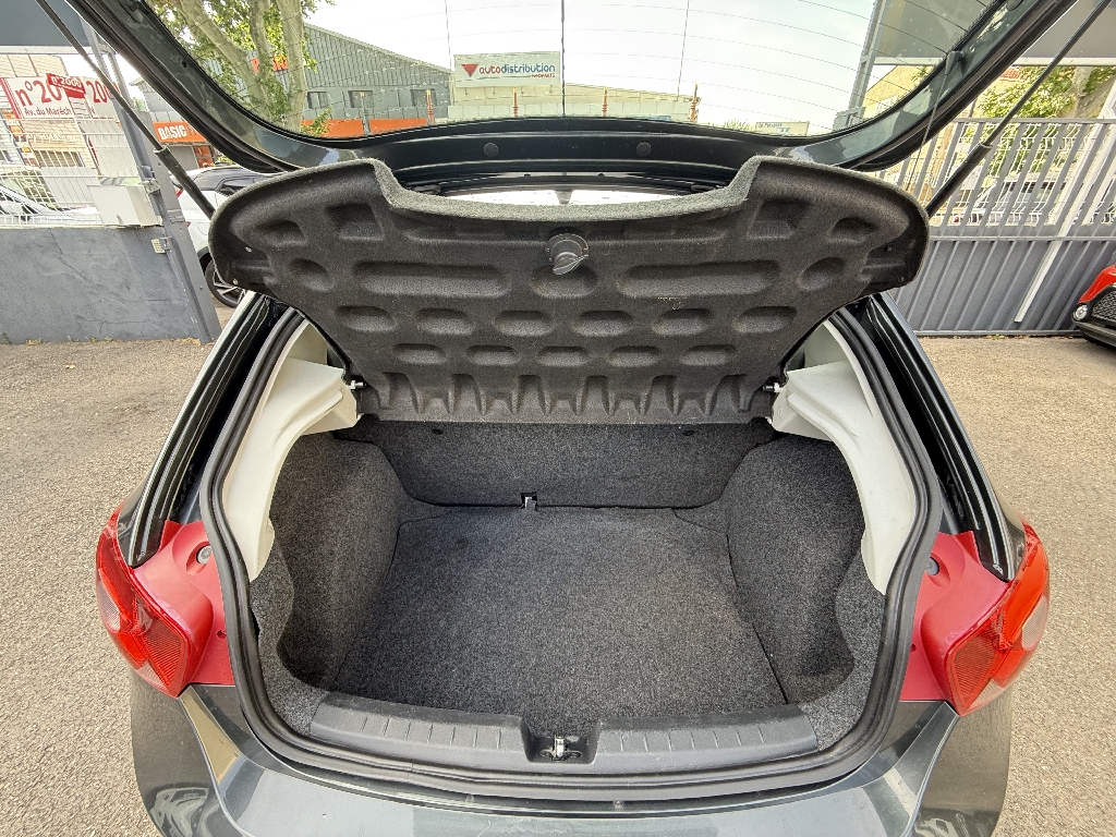 SEAT IBIZA - vue 1