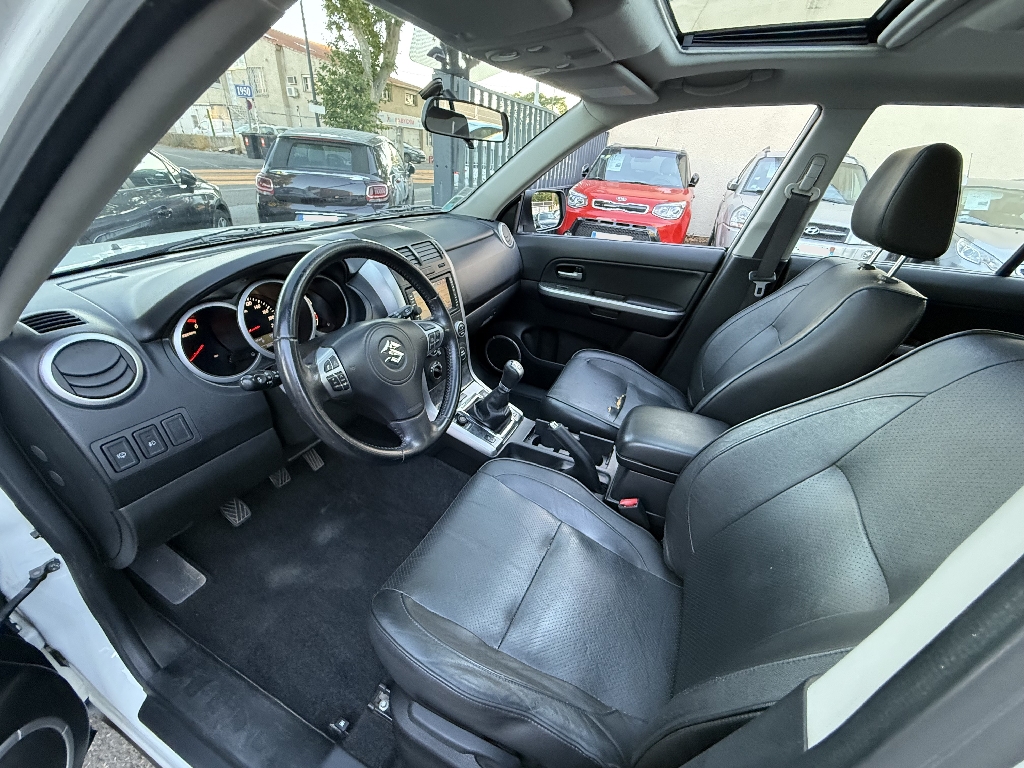 SUZUKI GRAND VITARA - vue 1