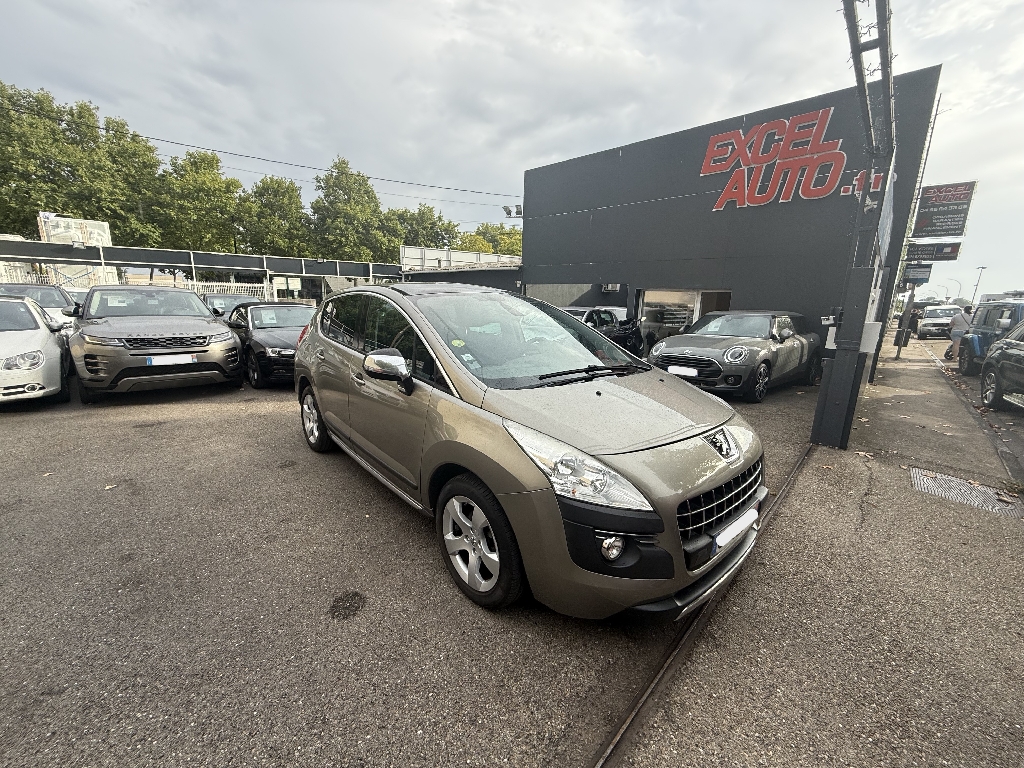 PEUGEOT 3008
