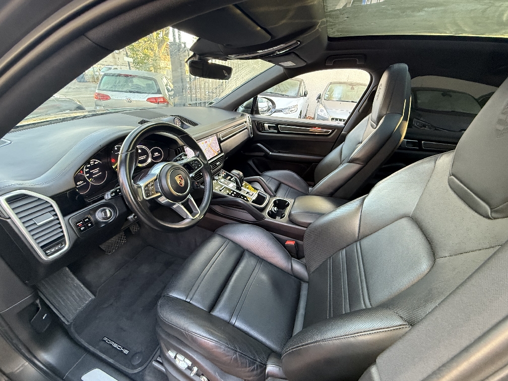 PORSCHE CAYENNE COUPE - vue 1
