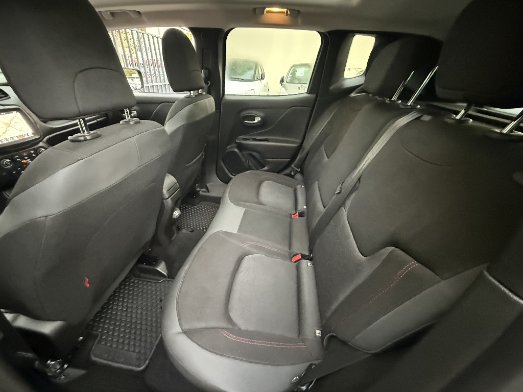 JEEP RENEGADE - vue 1
