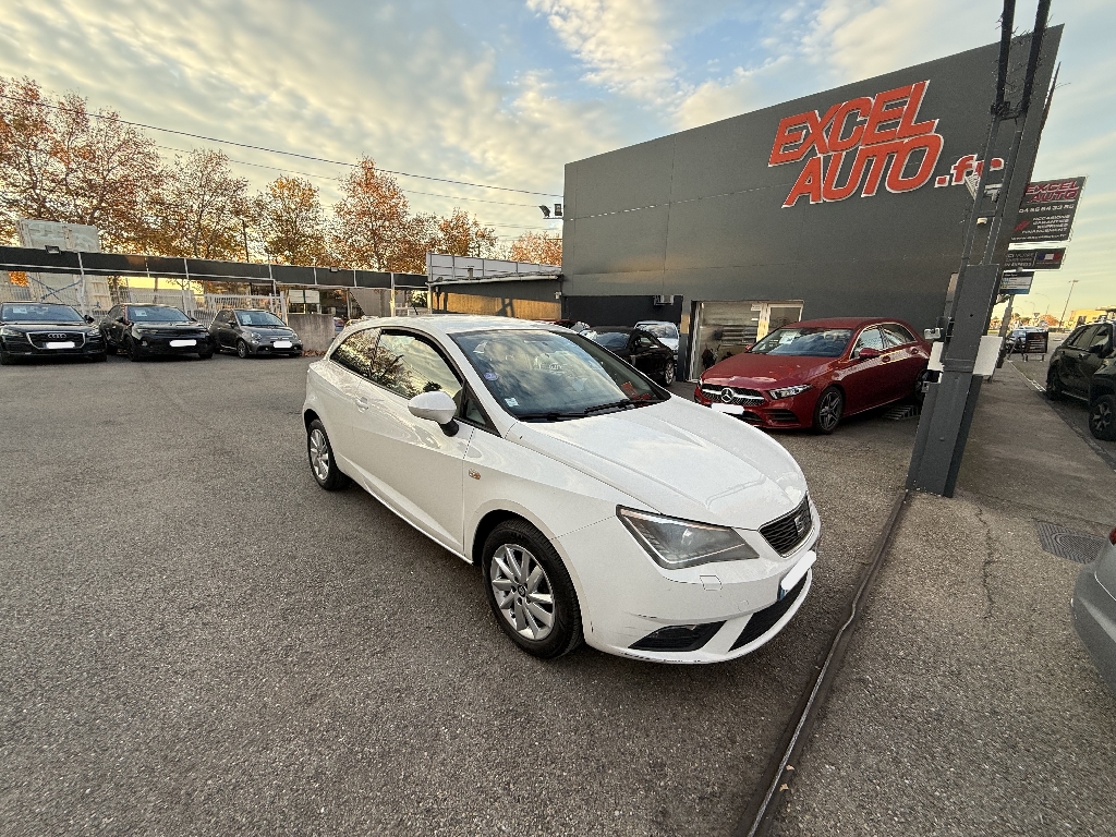 SEAT IBIZA