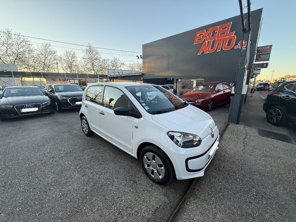VOLKSWAGEN UP