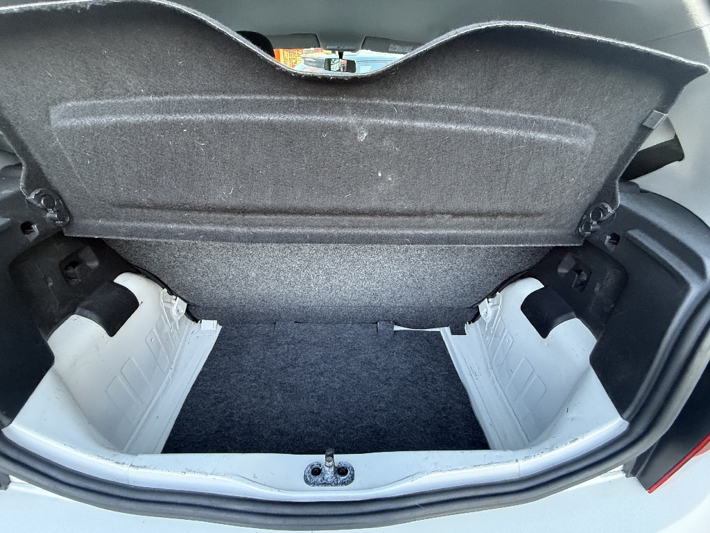 VOLKSWAGEN UP - vue 1