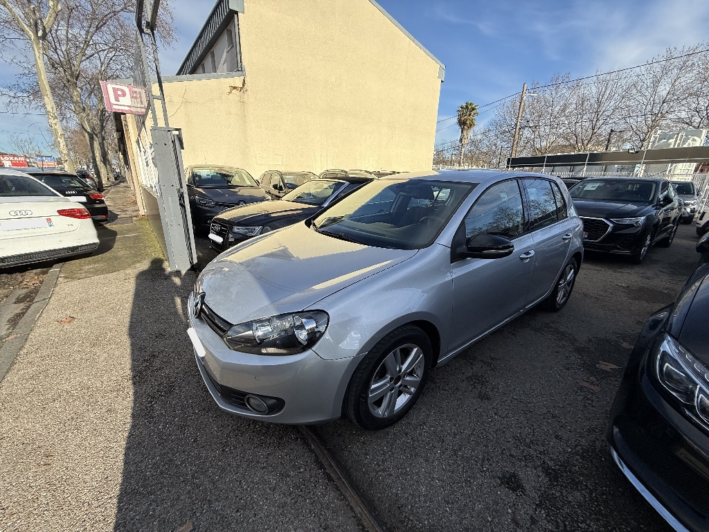 VOLKSWAGEN GOLF - vue 1