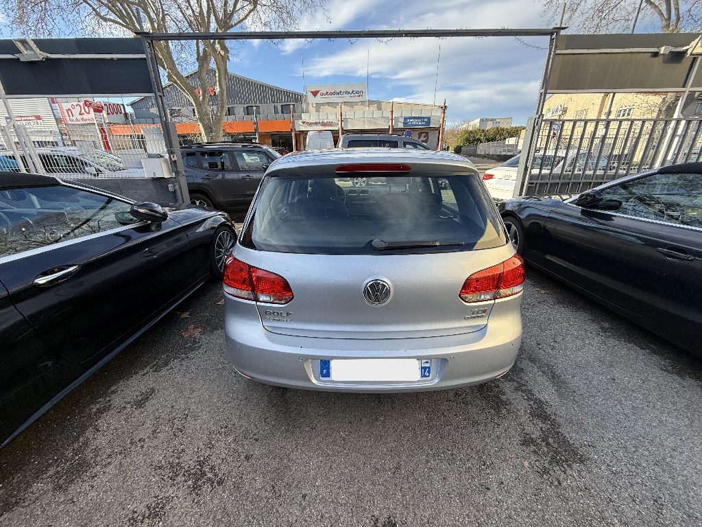 VOLKSWAGEN GOLF - vue 1