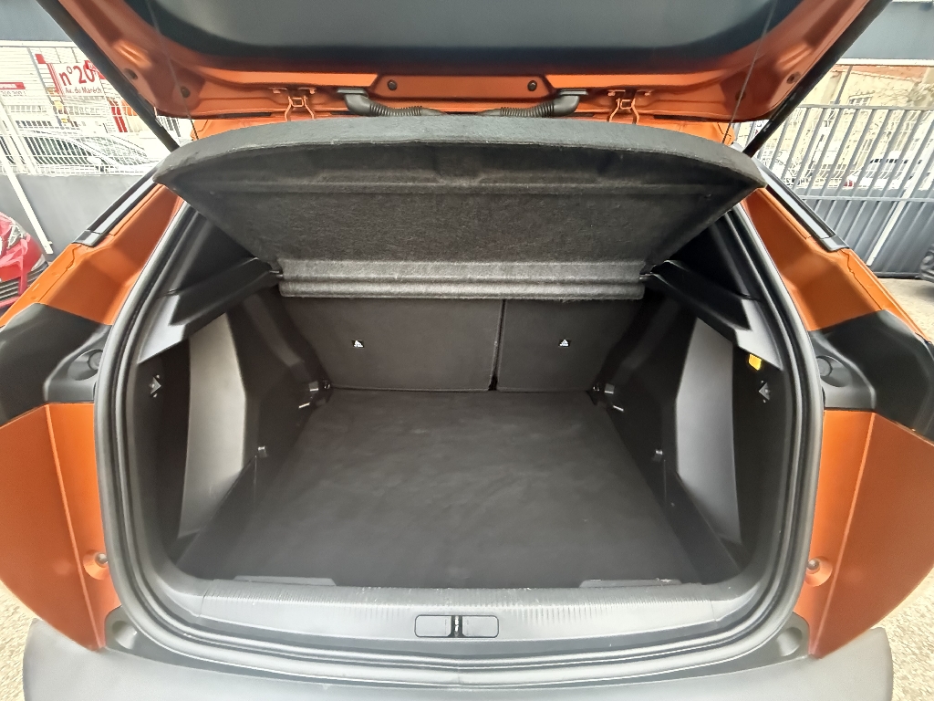 PEUGEOT 2008 - vue 1