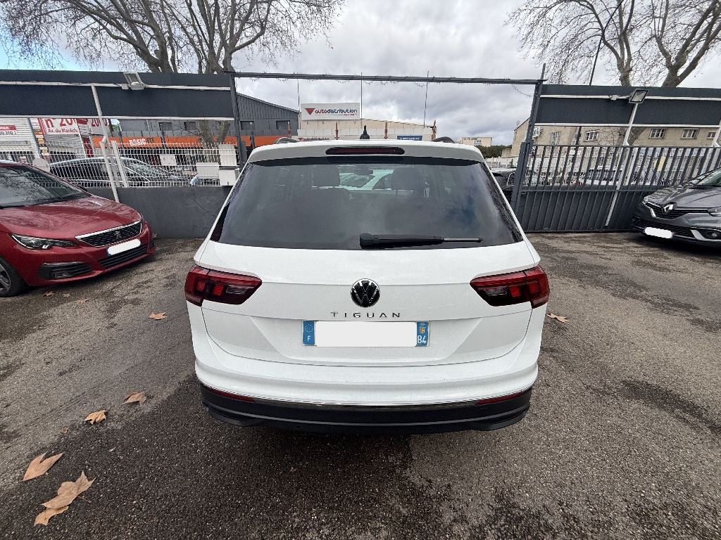 VOLKSWAGEN TIGUAN - vue 1