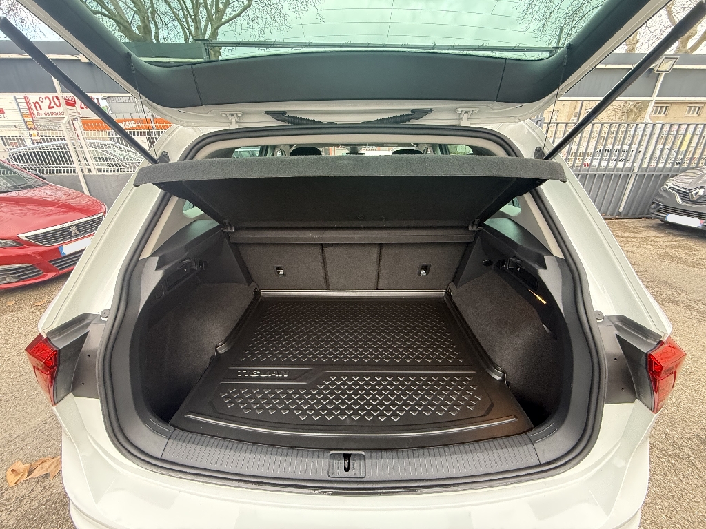 VOLKSWAGEN TIGUAN - vue 1