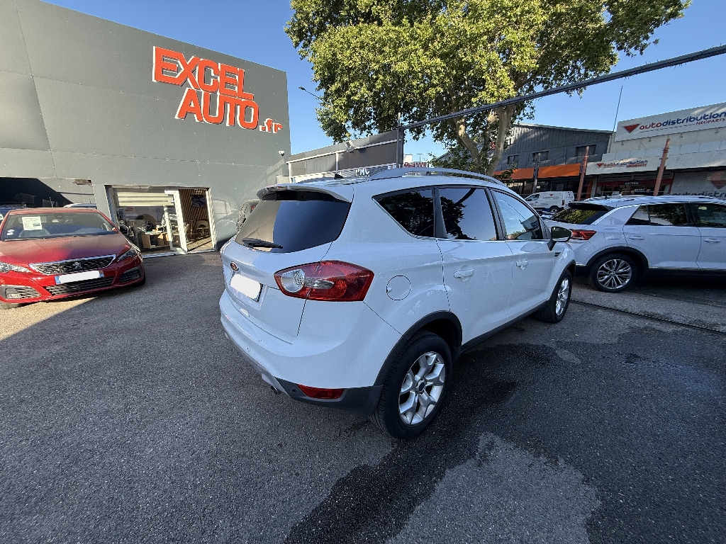 FORD KUGA - vue 1
