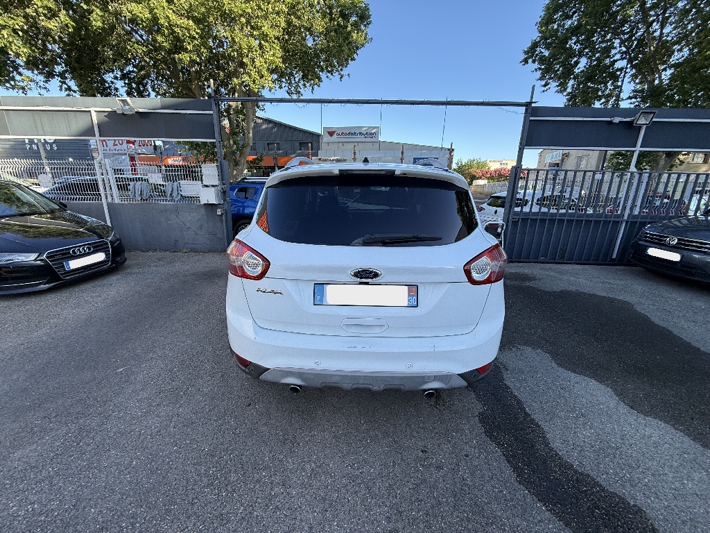 FORD KUGA - vue 1