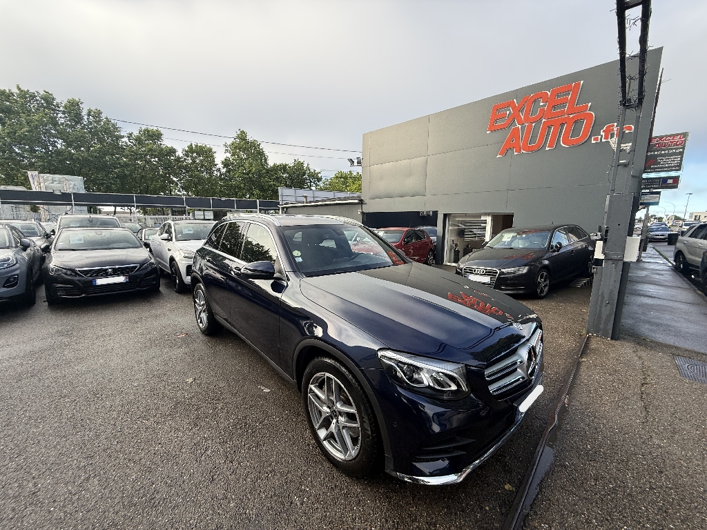MERCEDES GLC
