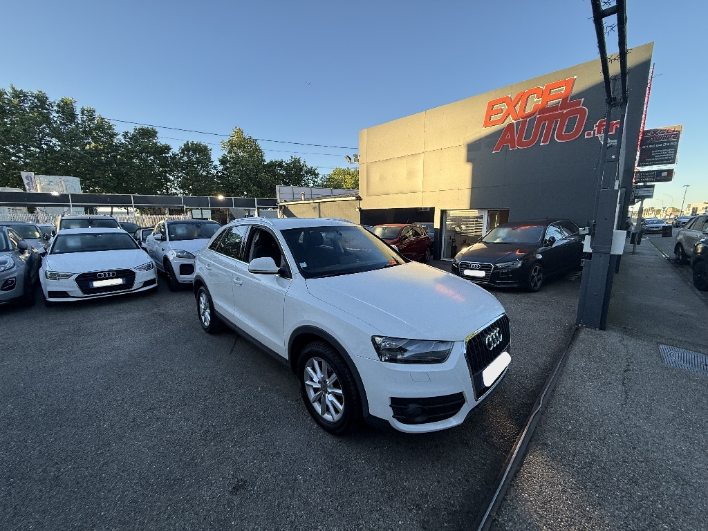 AUDI Q3