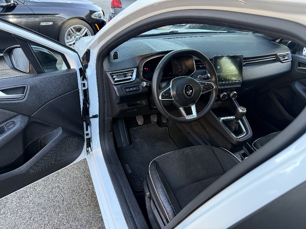 RENAULT CLIO V - vue 1
