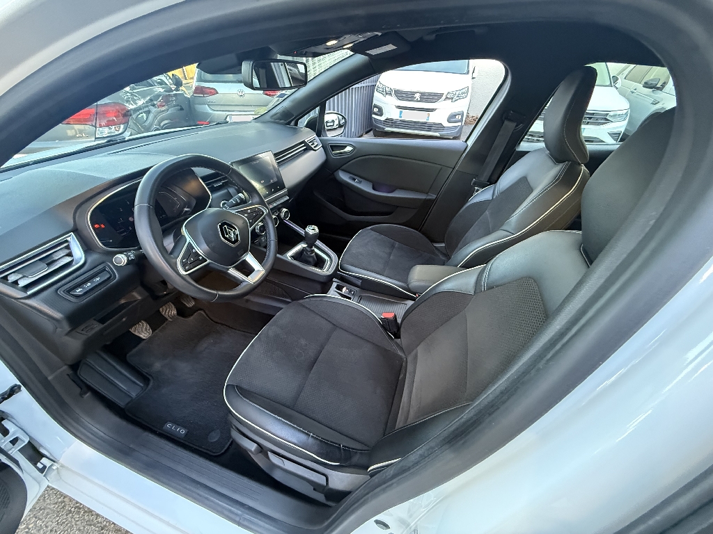 RENAULT CLIO V - vue 1