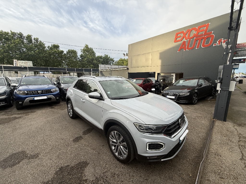VOLKSWAGEN T-ROC