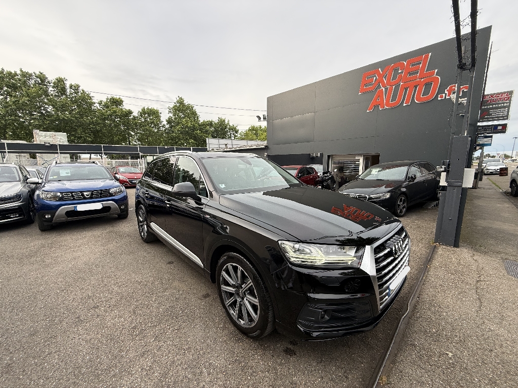 AUDI Q7