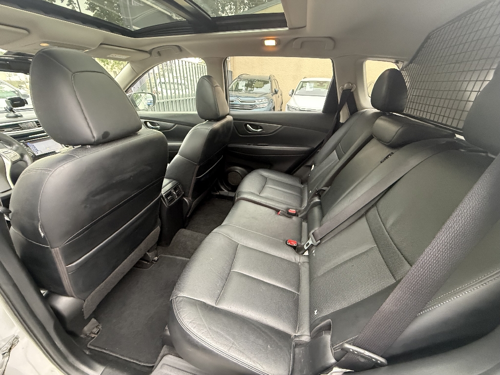 NISSAN X-TRAIL - vue 1