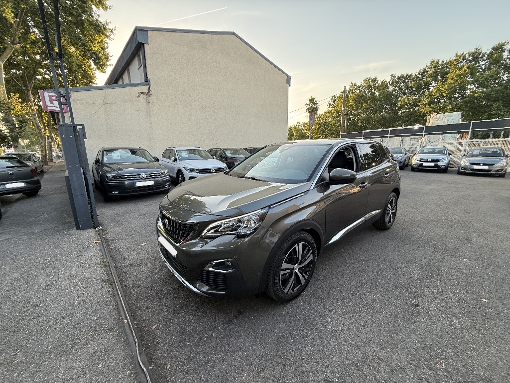 PEUGEOT 3008 - vue 1
