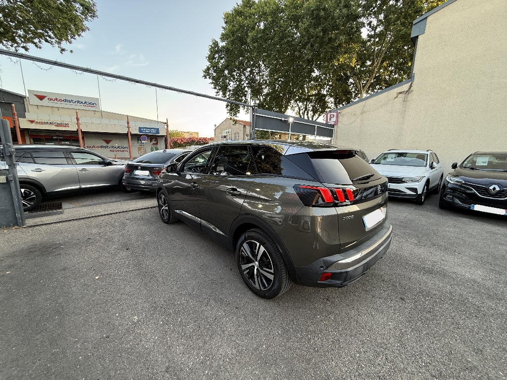 PEUGEOT 3008 - vue 1