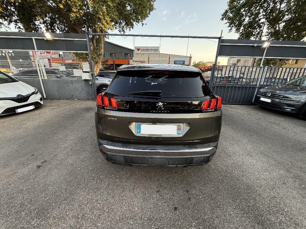 PEUGEOT 3008 - vue 1