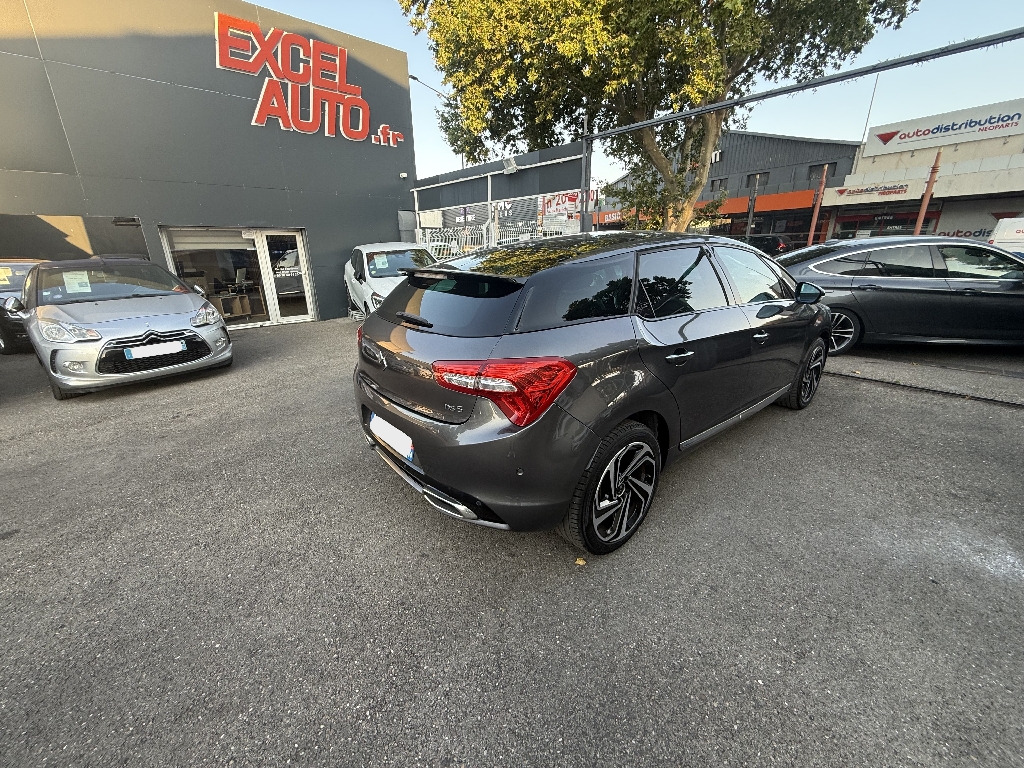 DS DS5 - vue 1