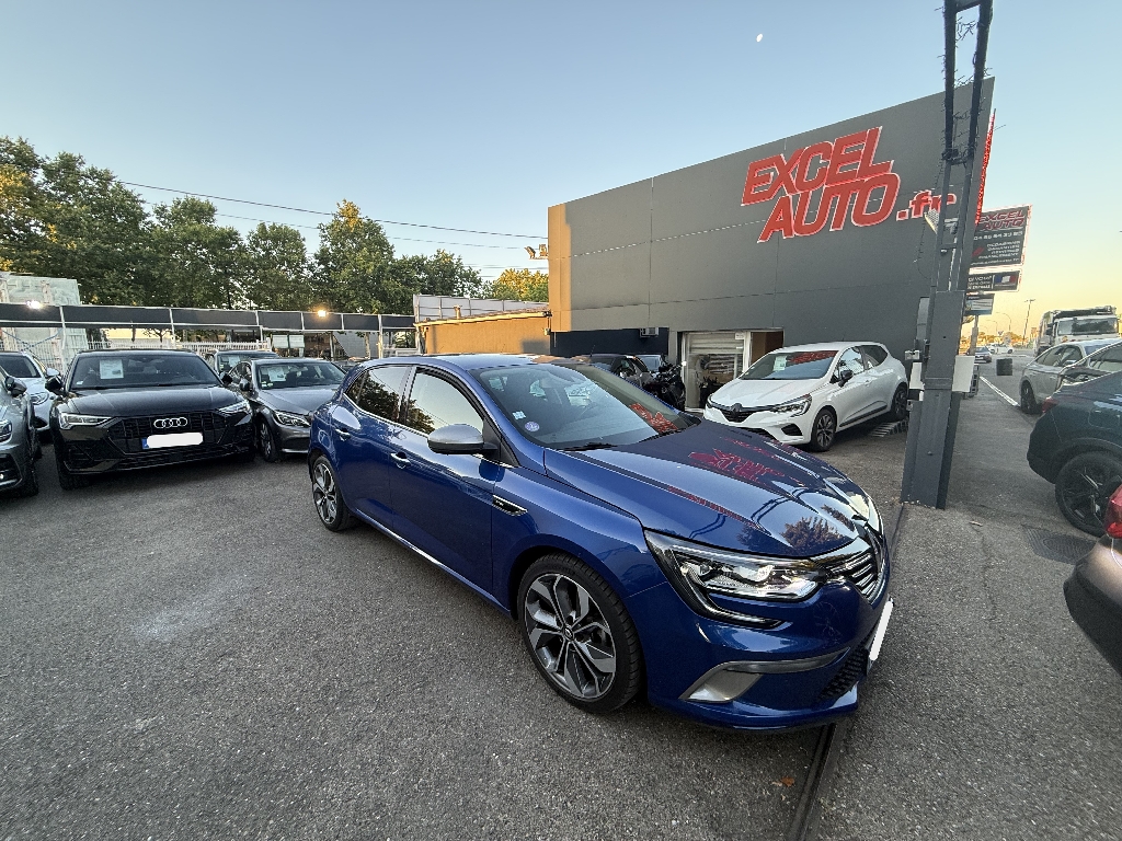 RENAULT MEGANE IV 
