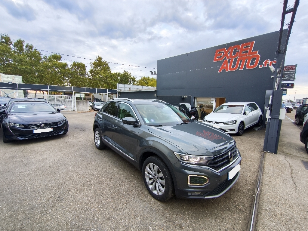VOLKSWAGEN T-ROC