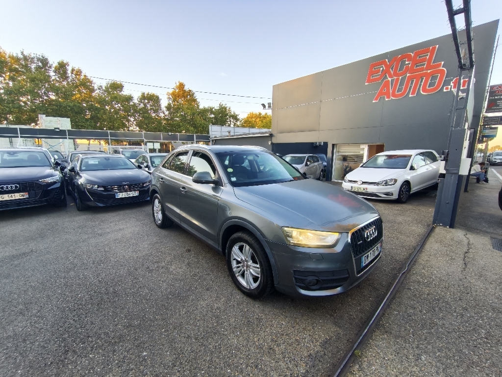 AUDI Q3