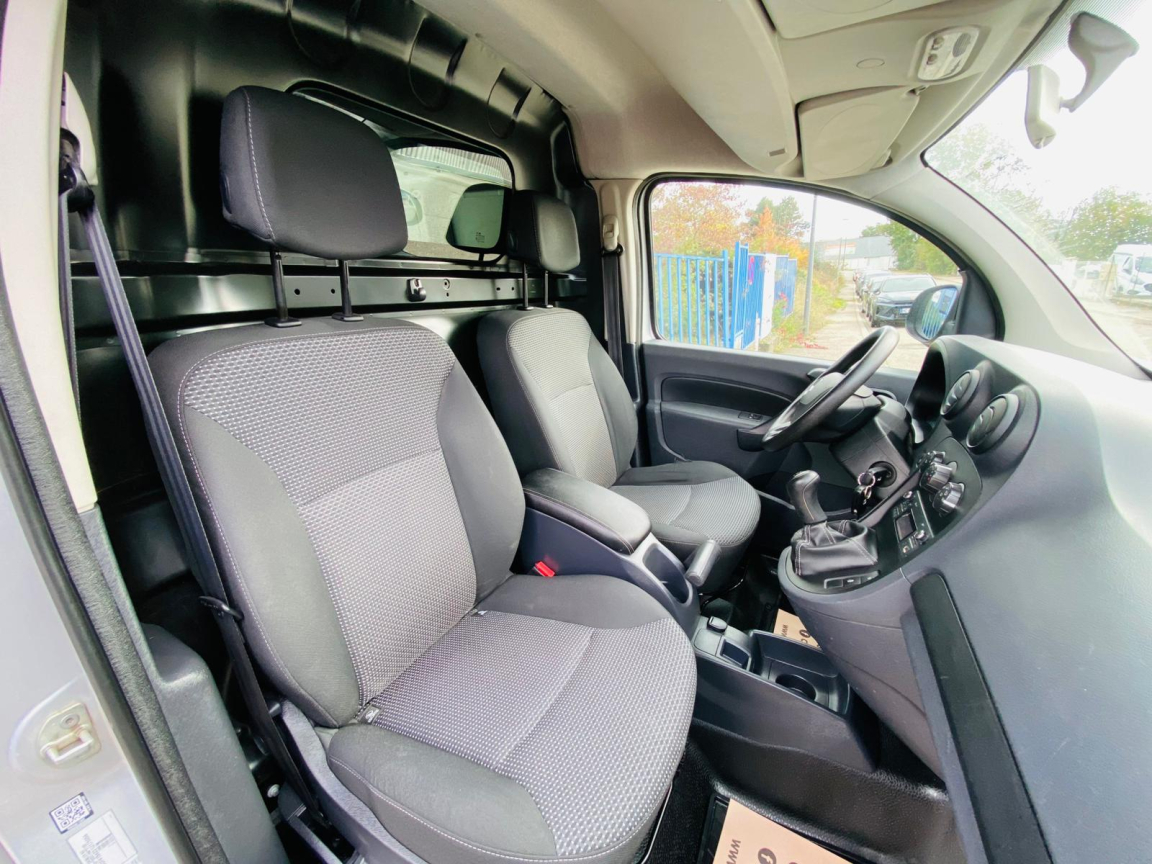 MERCEDES CITAN - vue 1